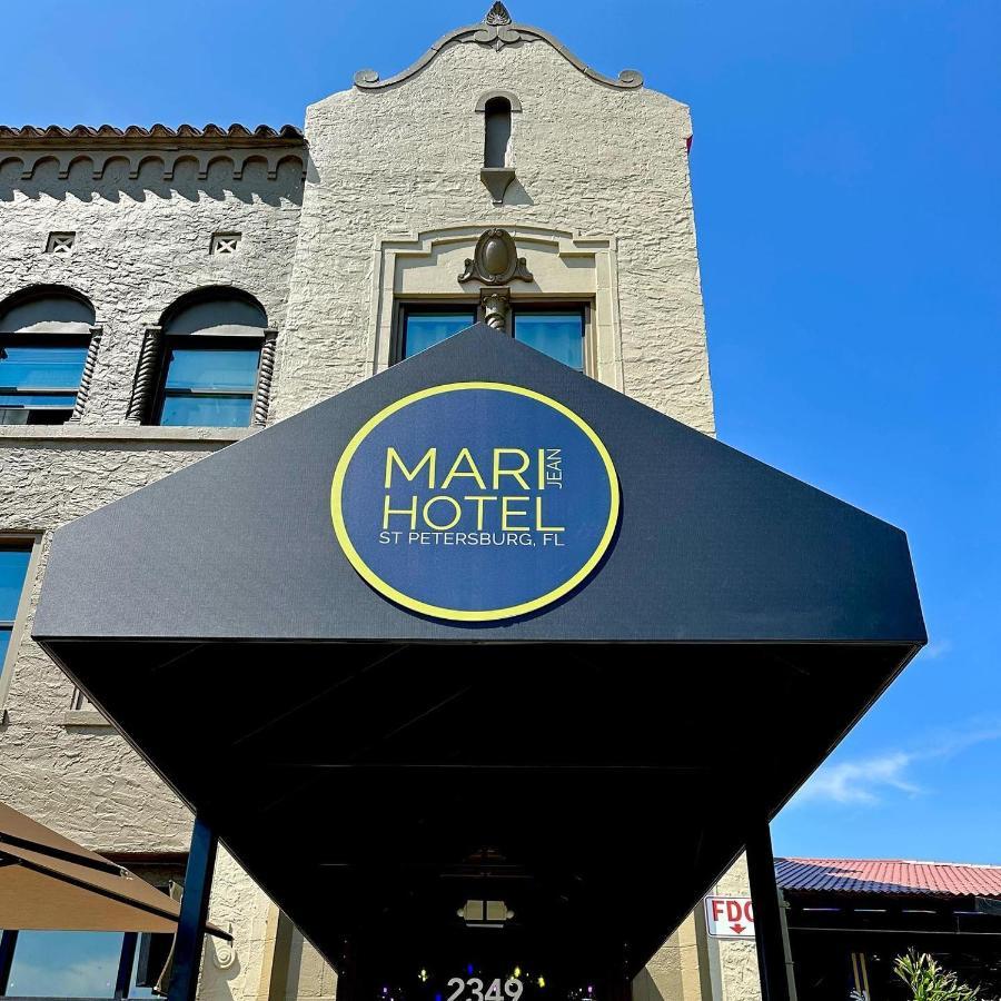 Mari Jean Hotel - All Adults Welcome St. Petersburg Bagian luar foto